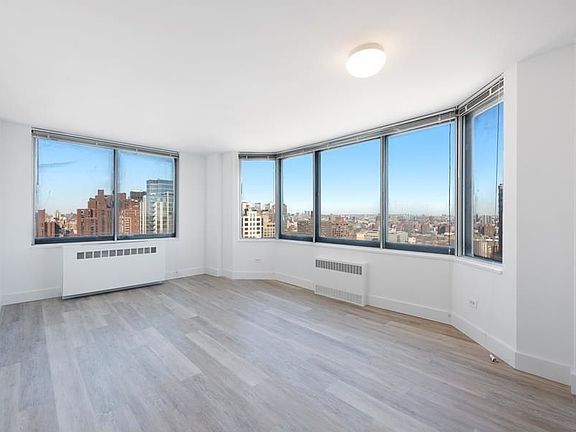 3rd image of 1735 York Ave Penthouse 1A