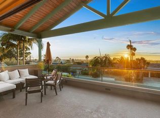 3354 Seacrest Dr, Carlsbad, CA 92008