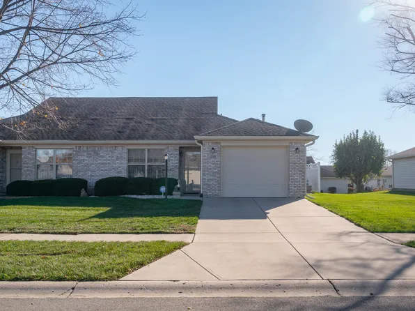 1355 Swan Dr, Franklin, IN 46131