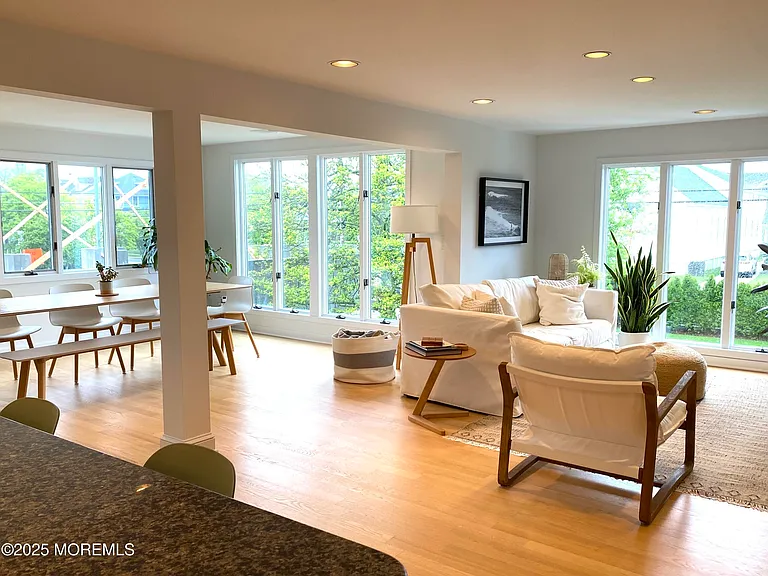 121 Bridge Ave — Photo 13