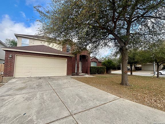 2nd image of 803 Anarbor Post