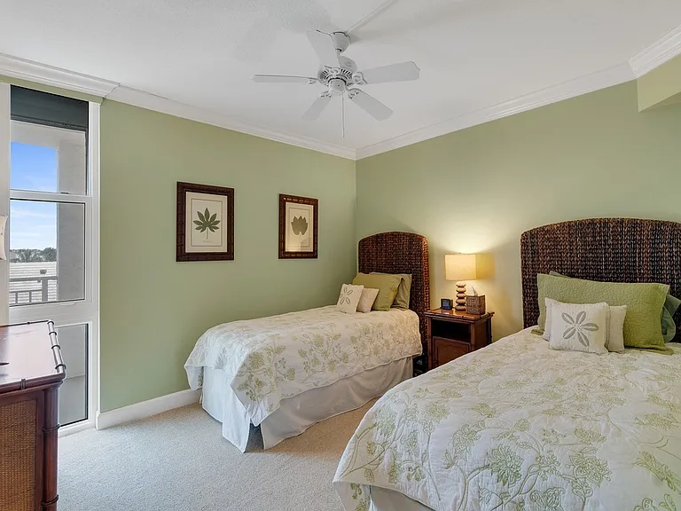 1480 Ocean Dr #5G — Photo 15