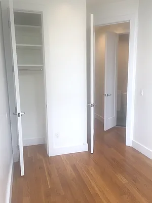 Rented by P Management | media 26