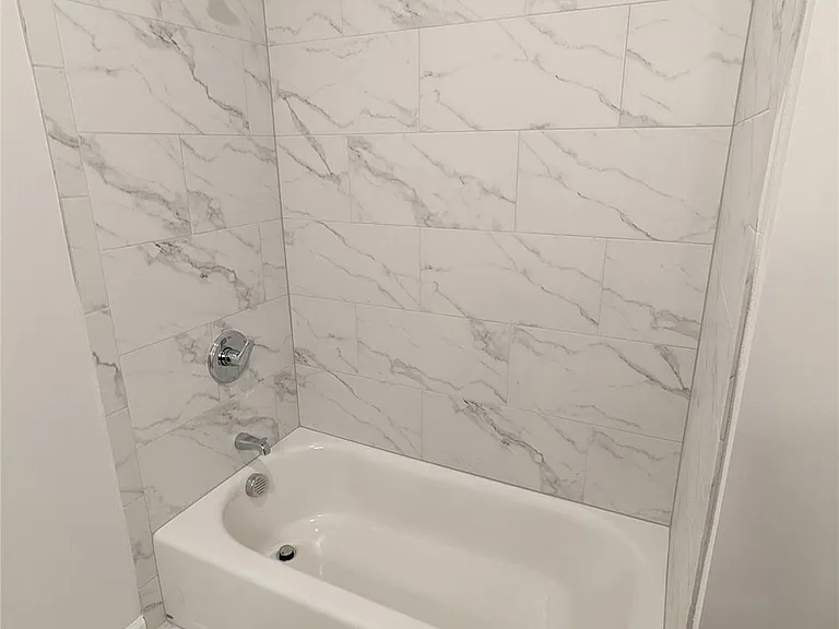 411 Tower Ridge Cir — Photo 8