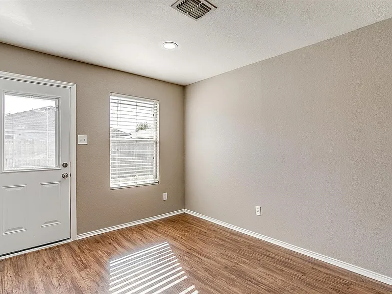 12609 Azure Heights Pl — Photo 17