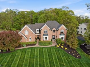 6 Fox Run, Sparta, NJ 07871