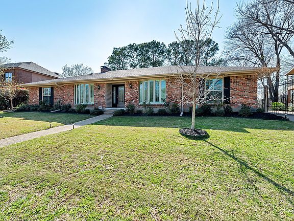 3rd image of 1514 Millbrook Dr
