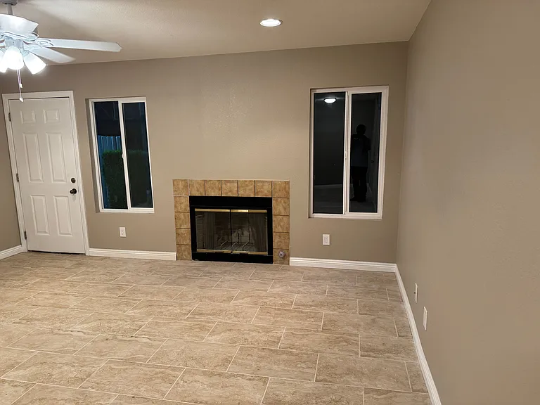 16645 Valencia Ave #2B — Photo 3