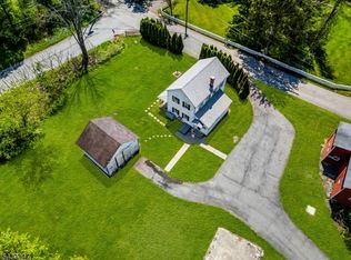131 Vail Rd, Columbia, NJ 07832