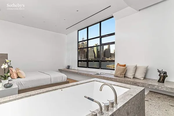 Rented by Sotheby's International Realty | media 42