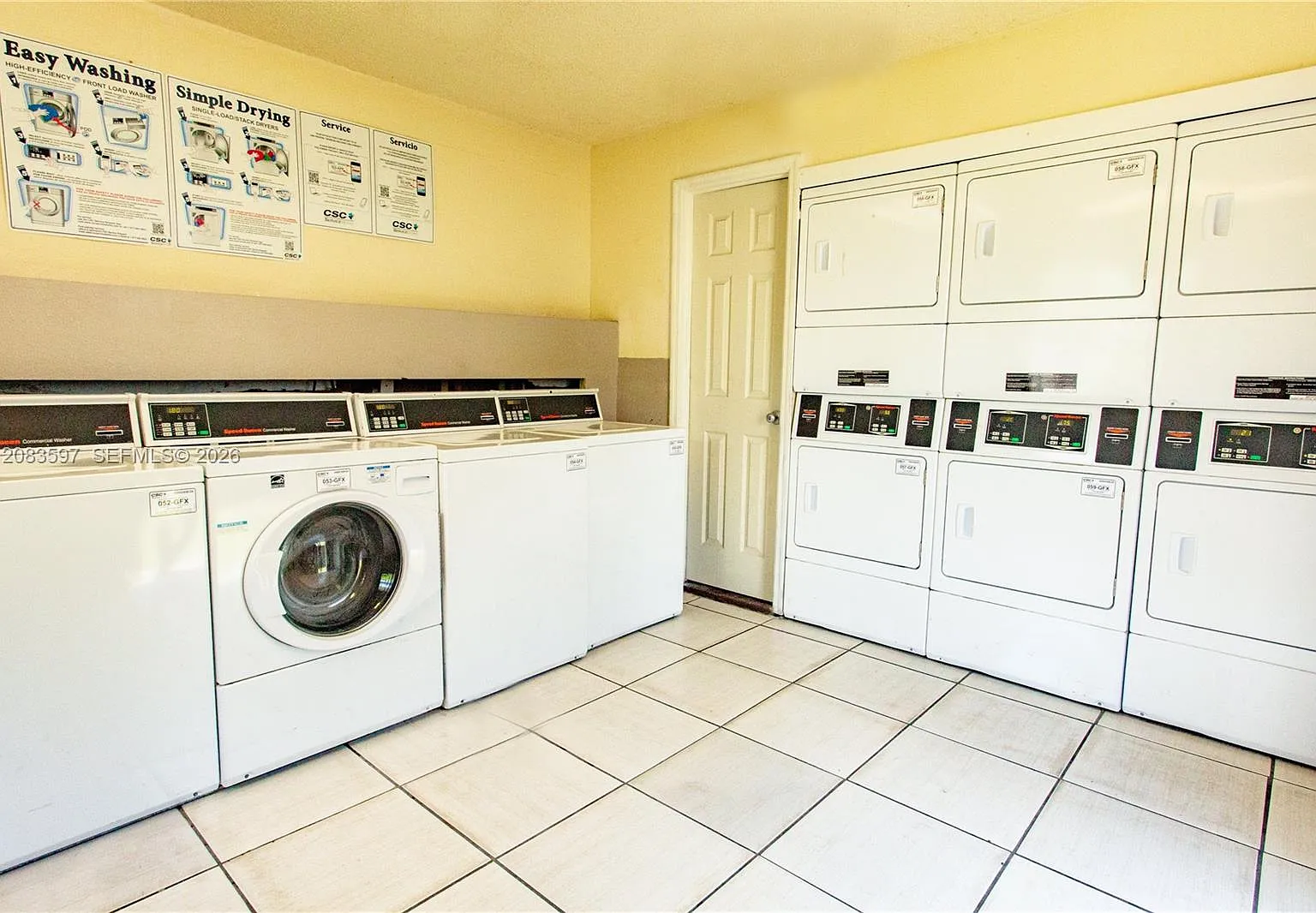 Studio, 1.0 bath, 520 sqft, $1,303 — Photo 3