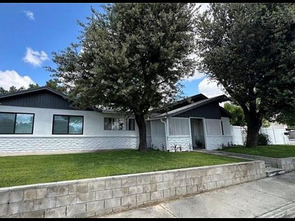 4th image of 2117 Castro Ln #A1