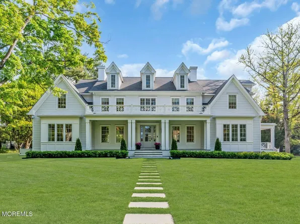 13 Buttonwood Lane, Rumson, NJ 07760