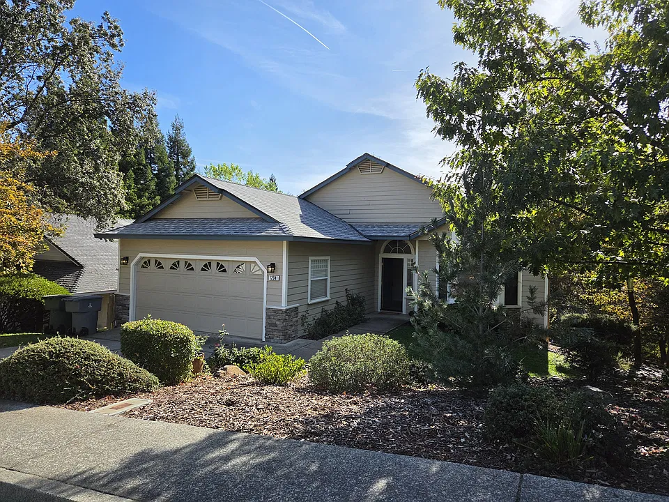 12041 Westwood Dr