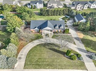 520 Hundley Rd, Forsyth, IL 62535