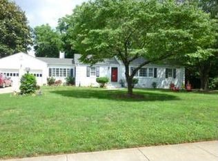 200 W Avondale Dr, Greensboro, NC 27403