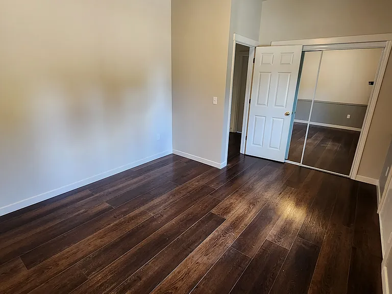 1144 Hazen St SE #B — Photo 15
