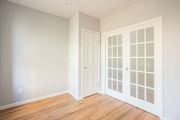 Rented by MNS | media 7