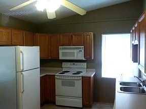 2nd image of 419 N 38th St