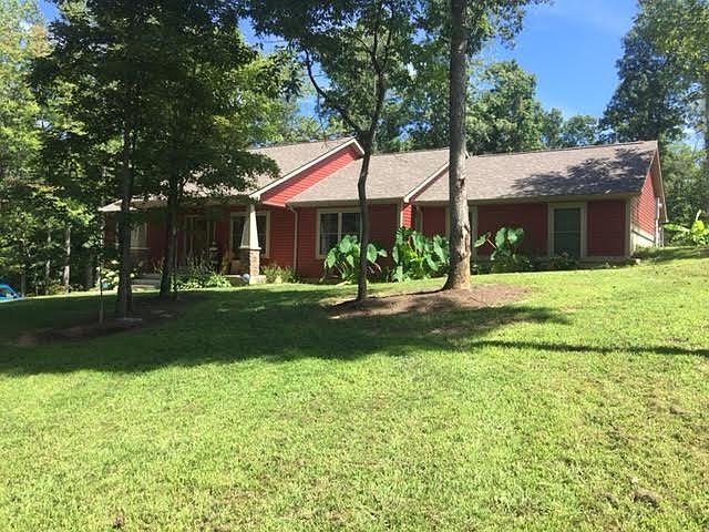 1st image of 192 Woods Ln