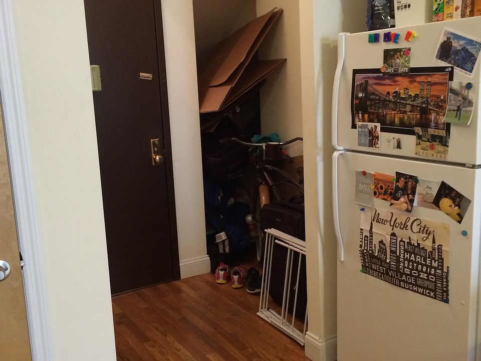 1st image of 308 Saint James Pl #1