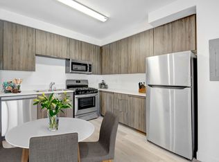 Decollage Apartments, Los Angeles, CA 90006