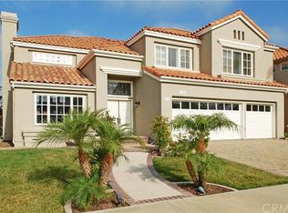 21081 Hillsdale Ln, Huntington Beach, CA 92646