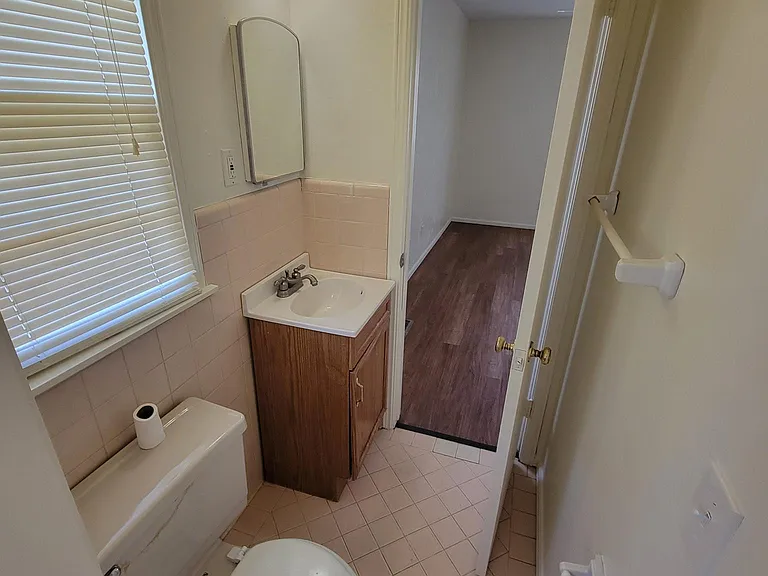 2300 N College Ave — Photo 9