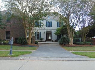 413 Champs Elysees St, Kenner, LA 70065