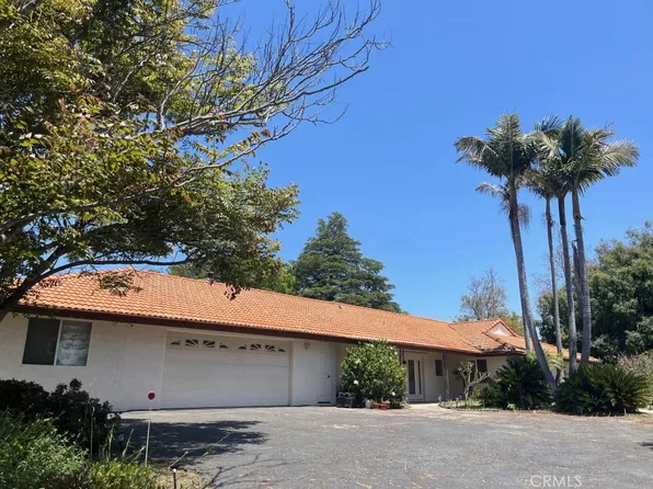1002 S Ridge Dr, Fallbrook, CA 92028