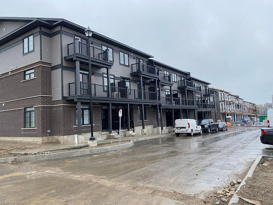 1st image of 4 Wheat Ln