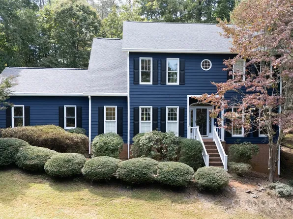 310 La Foret Dr, Morganton, NC 28655