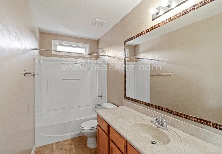 860 S Huish Dr — Photo 8
