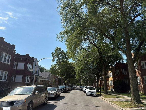 4th image of 1124 N Massasoit Ave