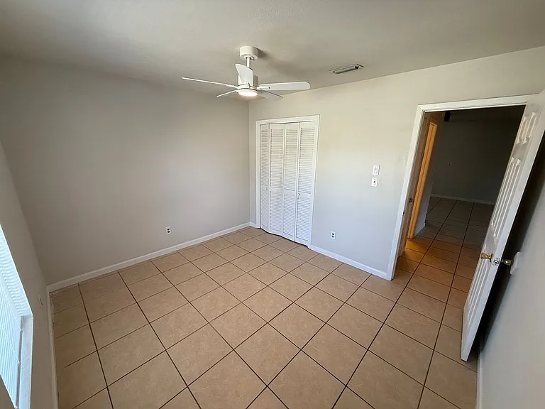 3399 Greenbriar Cir #2 — Photo 9