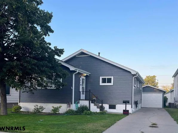 820 Missouri Ave, Alliance, NE 69301
