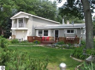 4711 Mackenzie Rd, Oscoda, MI 48750