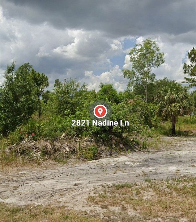 1st image of 2821 Nadine Ln