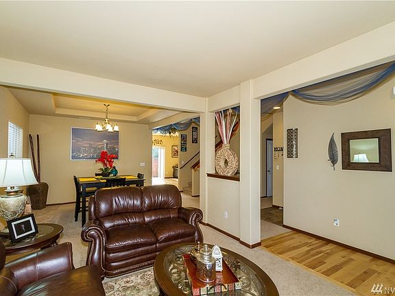 3rd image of 5618 117th Pl NE