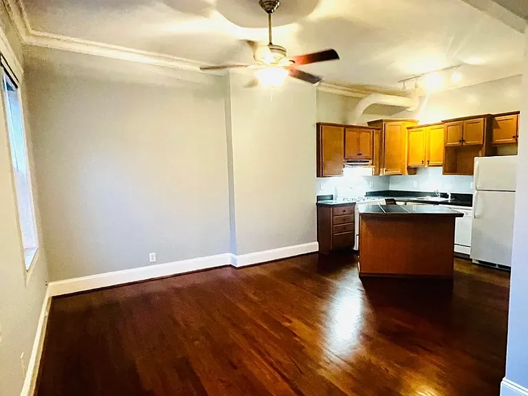 2621 Cleinview Ave — Photo 3