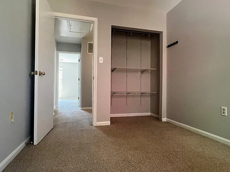 5808 Waterdale Ct — Photo 26