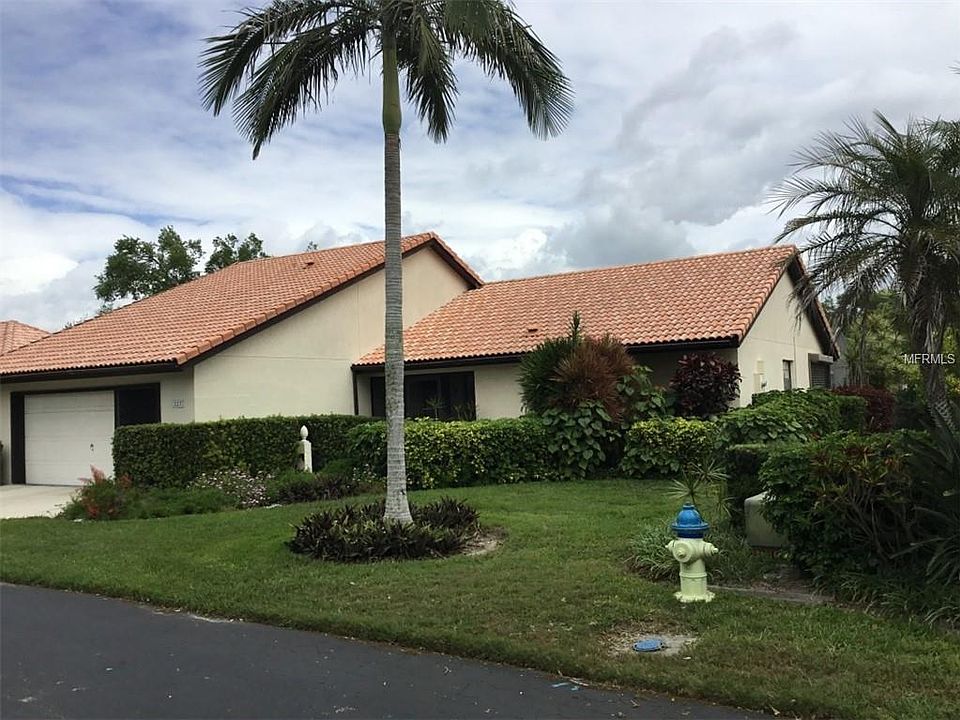 1st image of 227 Laurel Hollow Dr #82