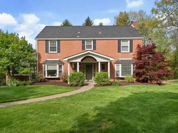 4015 Lord Lyon Dr, Gibsonia, PA 15044