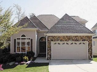 1405 Savannah Dr, Raleigh, NC 27610