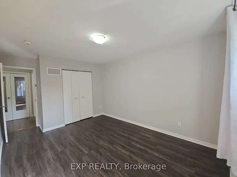 87 Wellington St E #MAIN LEVEL — Photo 18