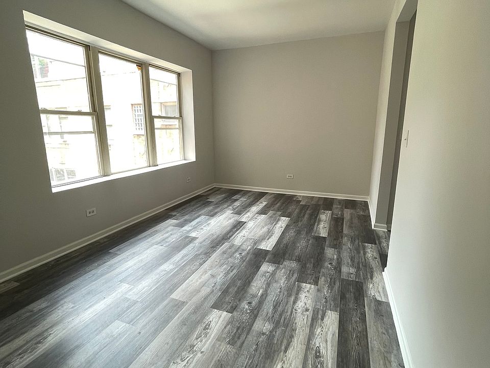 1st image of 3005 W 19th St APT 2W