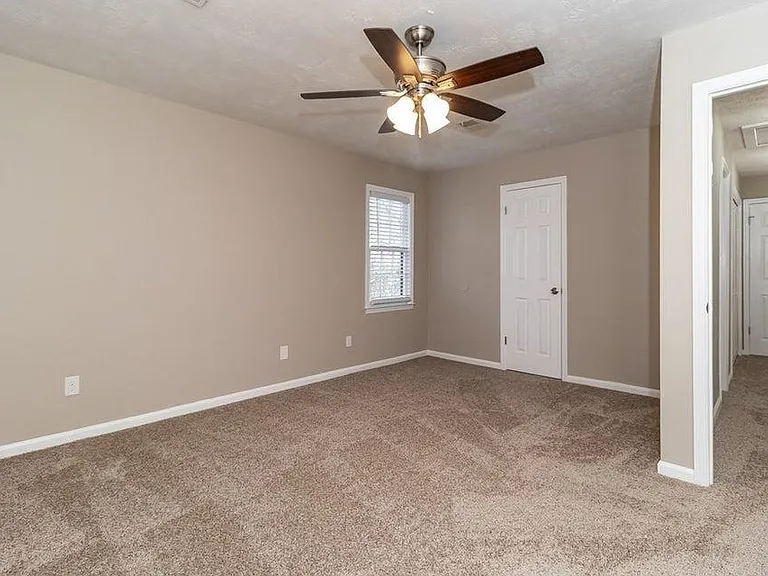 4083 Amherst Way — Photo 17