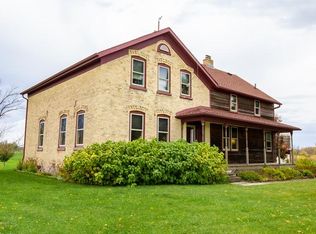 W2721 County Line Rd, Cleveland, WI 53015