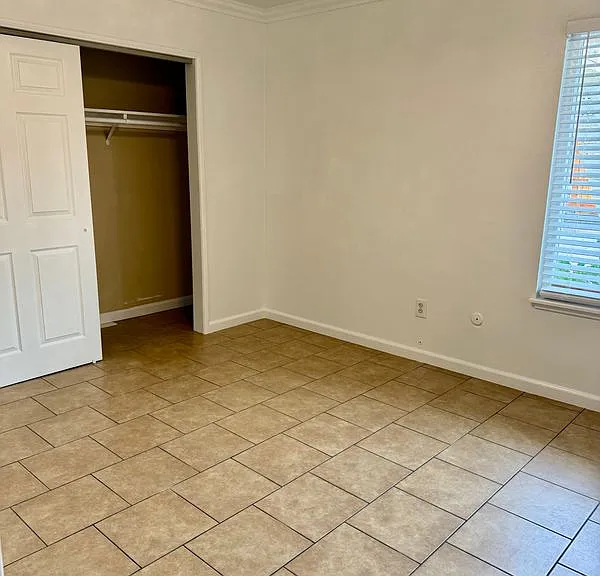 3814 Ferndale Ave — Photo 9
