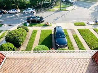 17009 Lithonia Ave, Fresh Meadows, NY 11365